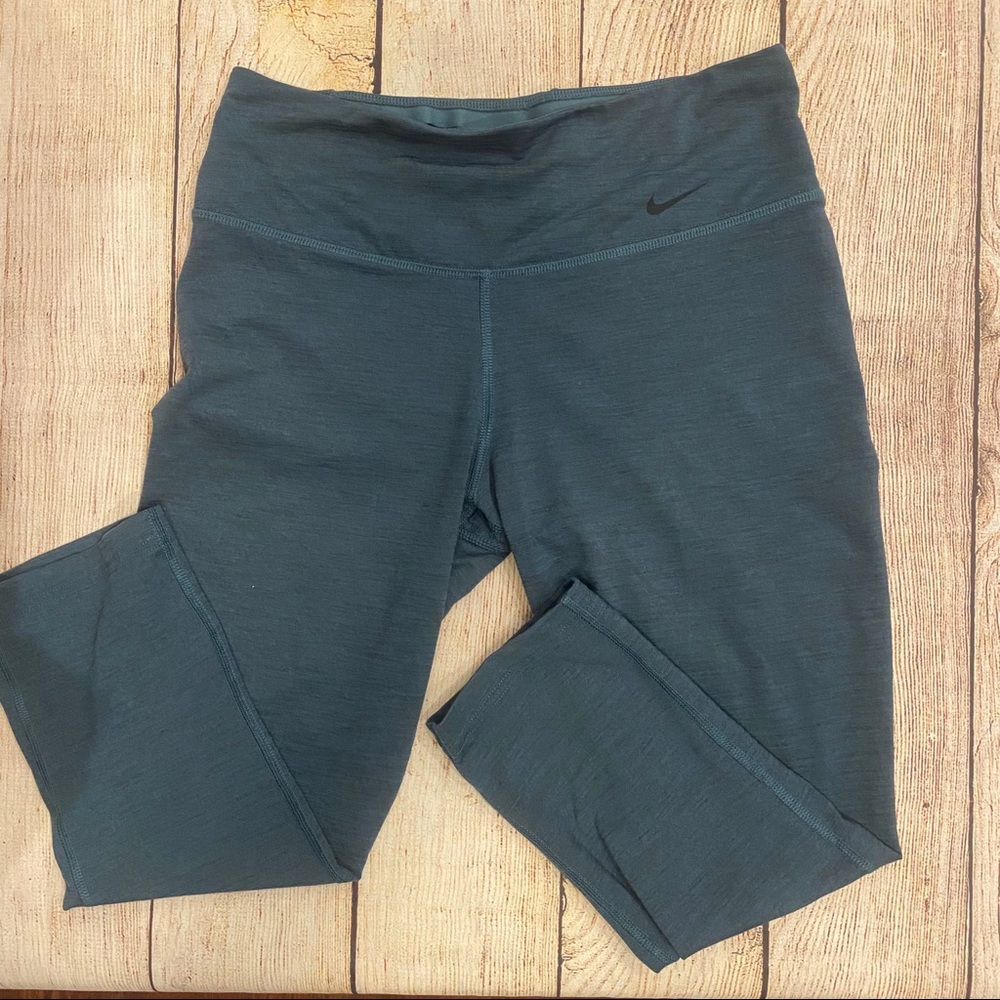 Nike Training Capris